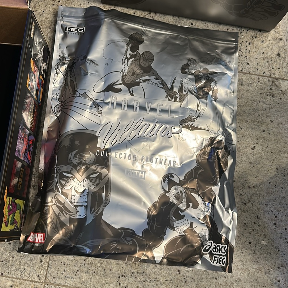 Kith X Marvel Sneaker Box Collectibles View 5